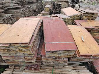 绿色循环利用 长期回收工地木方模板，让建筑木材焕发新生